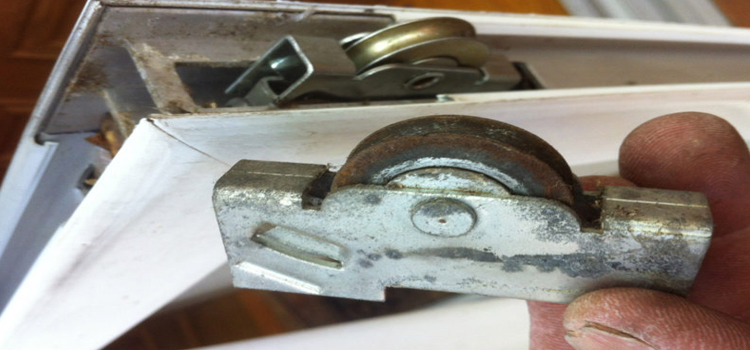 screen door roller repair in Clearlake